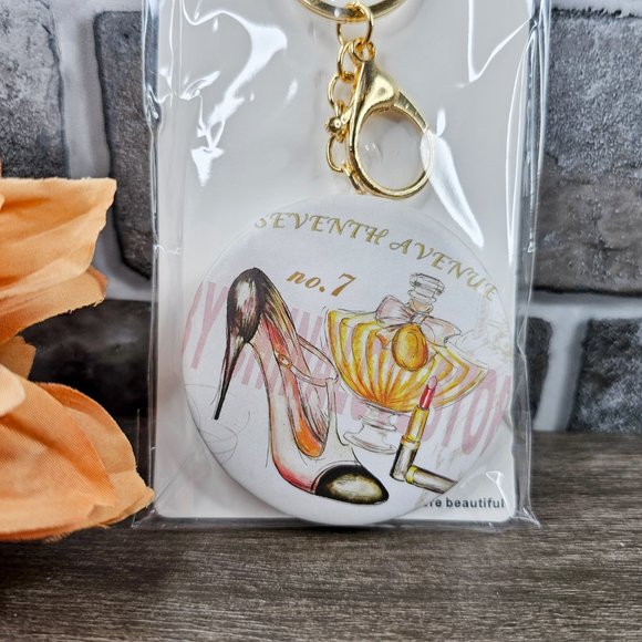 NWT Double Sided Keychain Mirrors - Picture 4 of 7